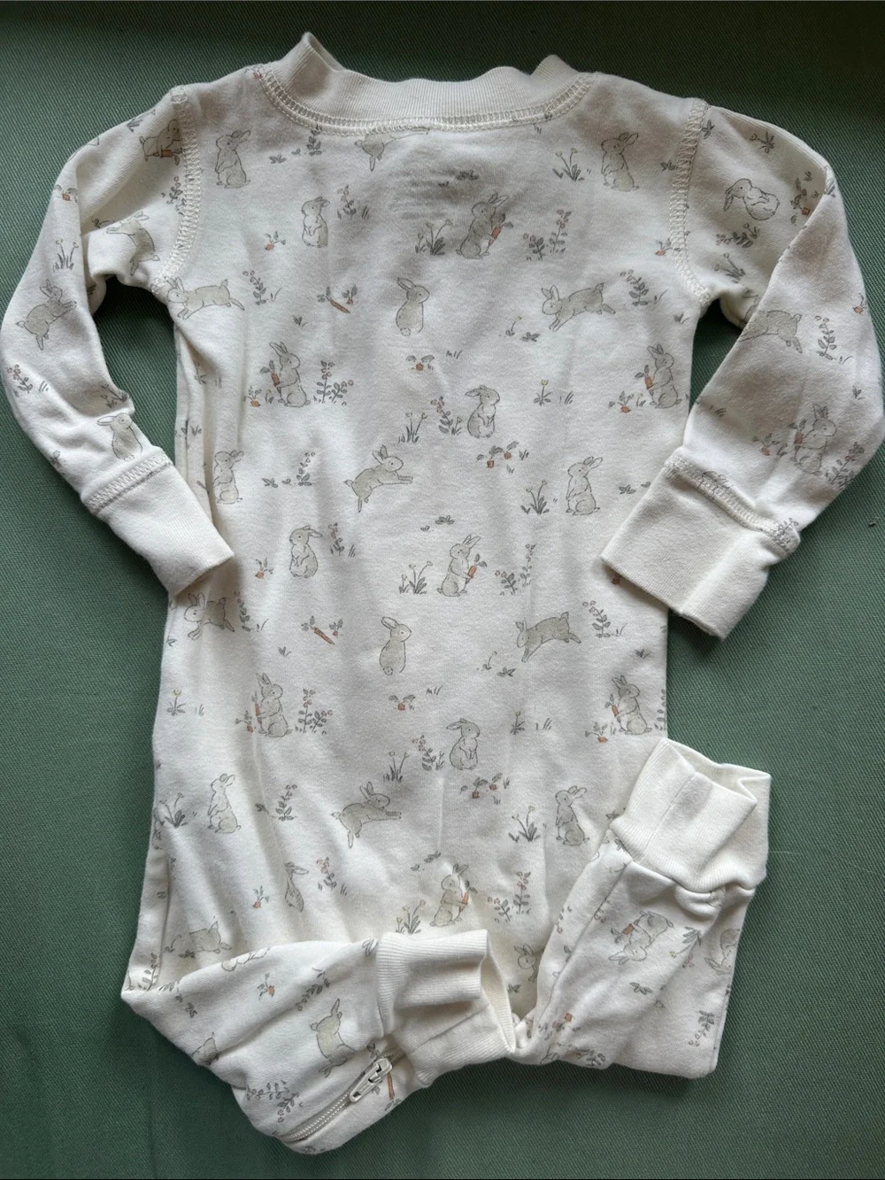 Quincy Mae Cream Zip Longsleeve Sleeper in Bunny